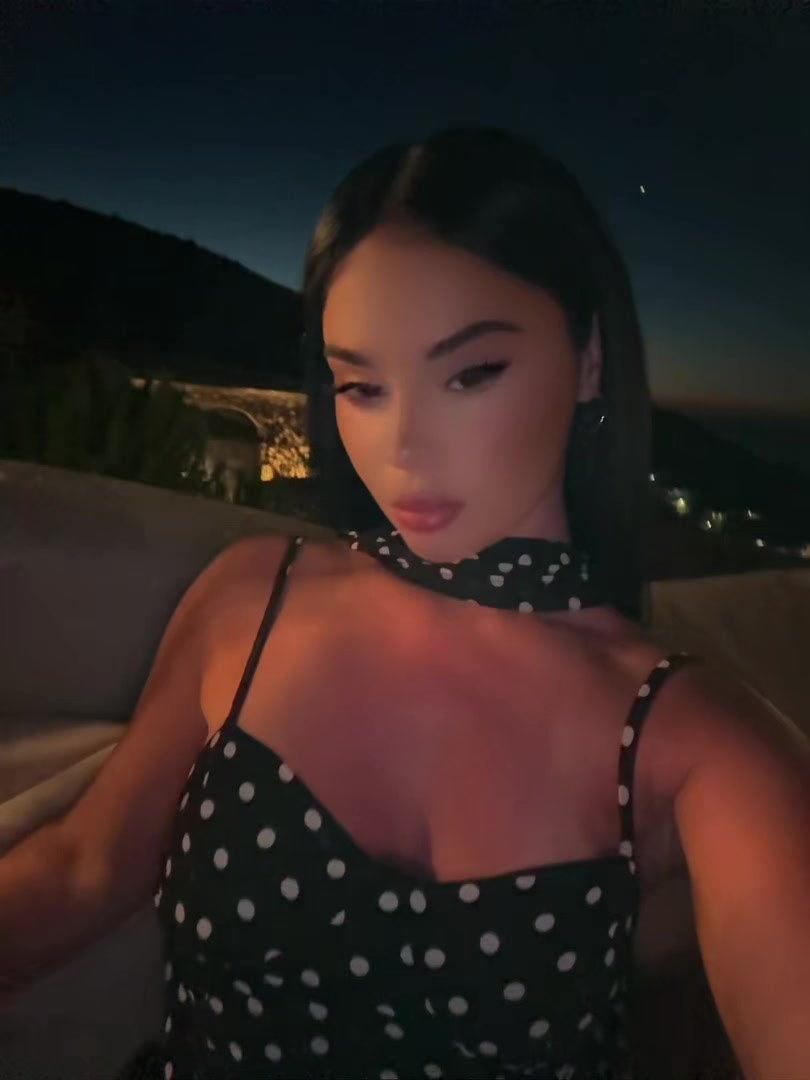 @Elisabeta