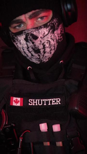 @Lt. Shutter