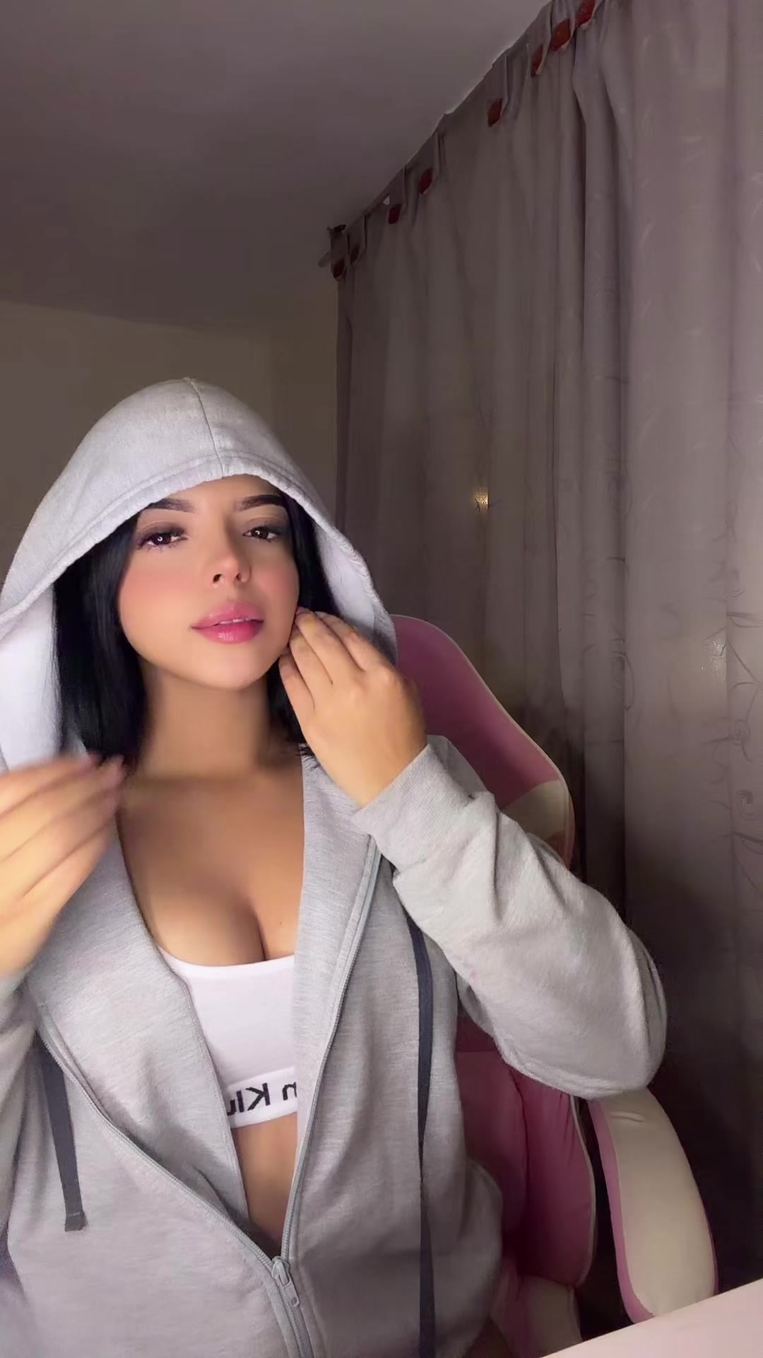 @MiaEriagny