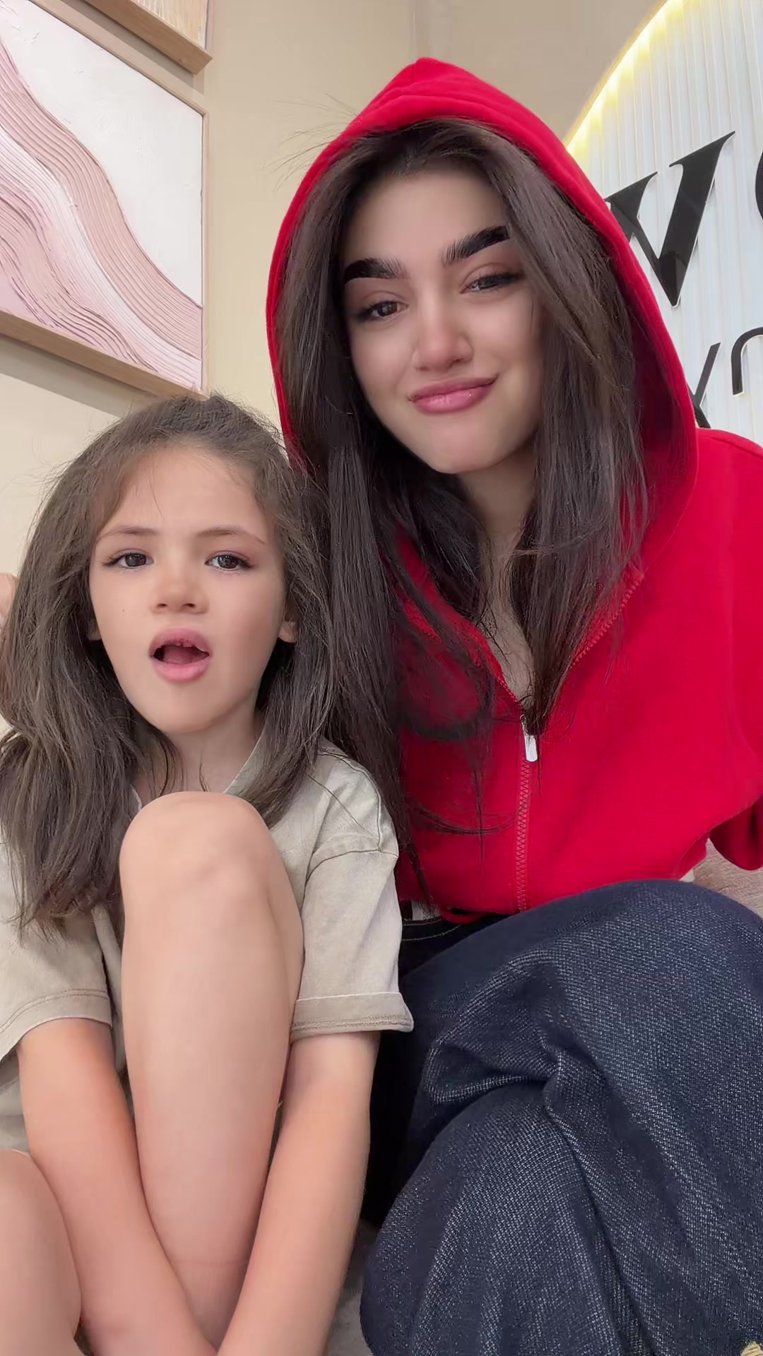 @reyanem1