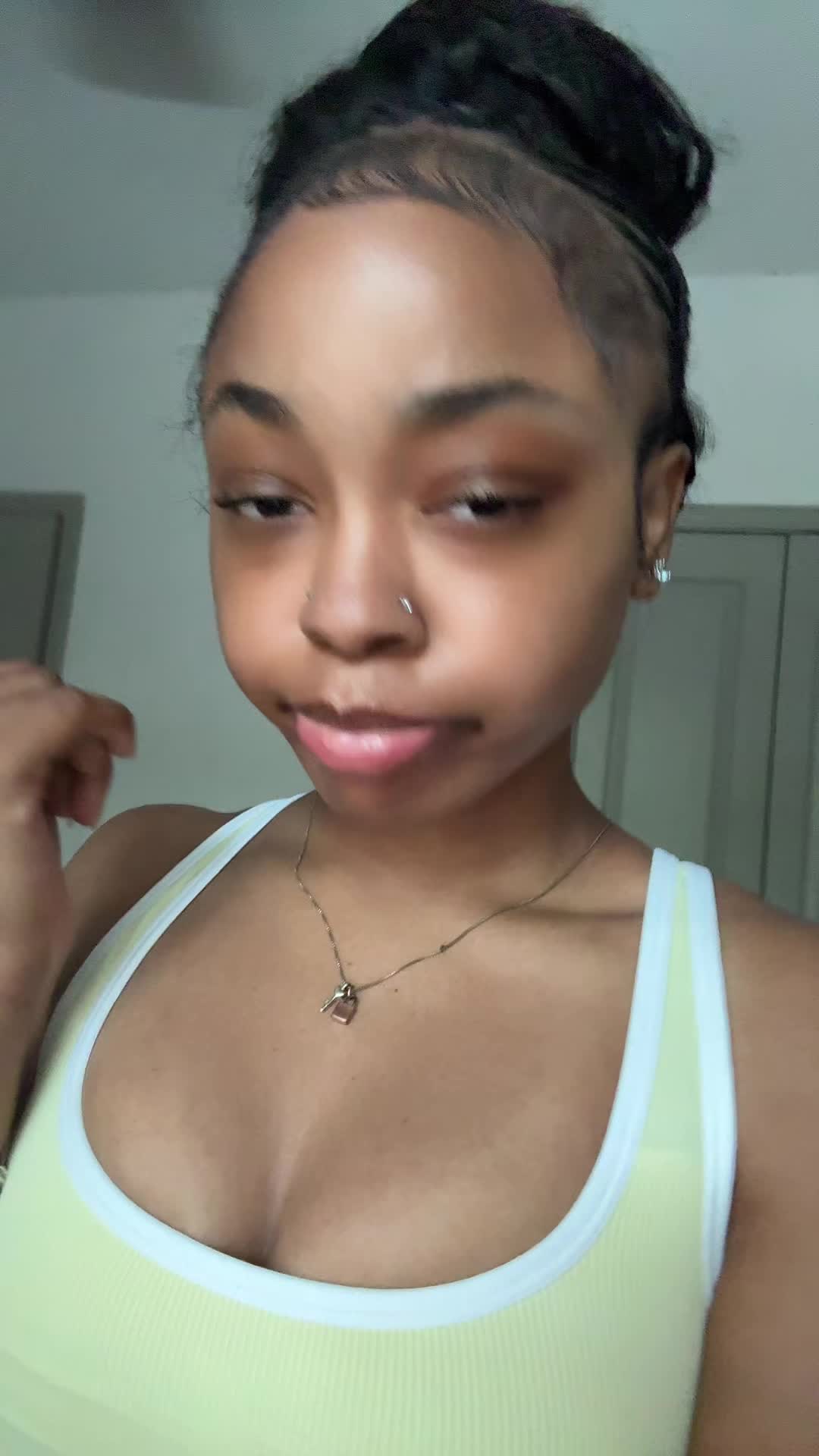 @lonelyprettyprincess