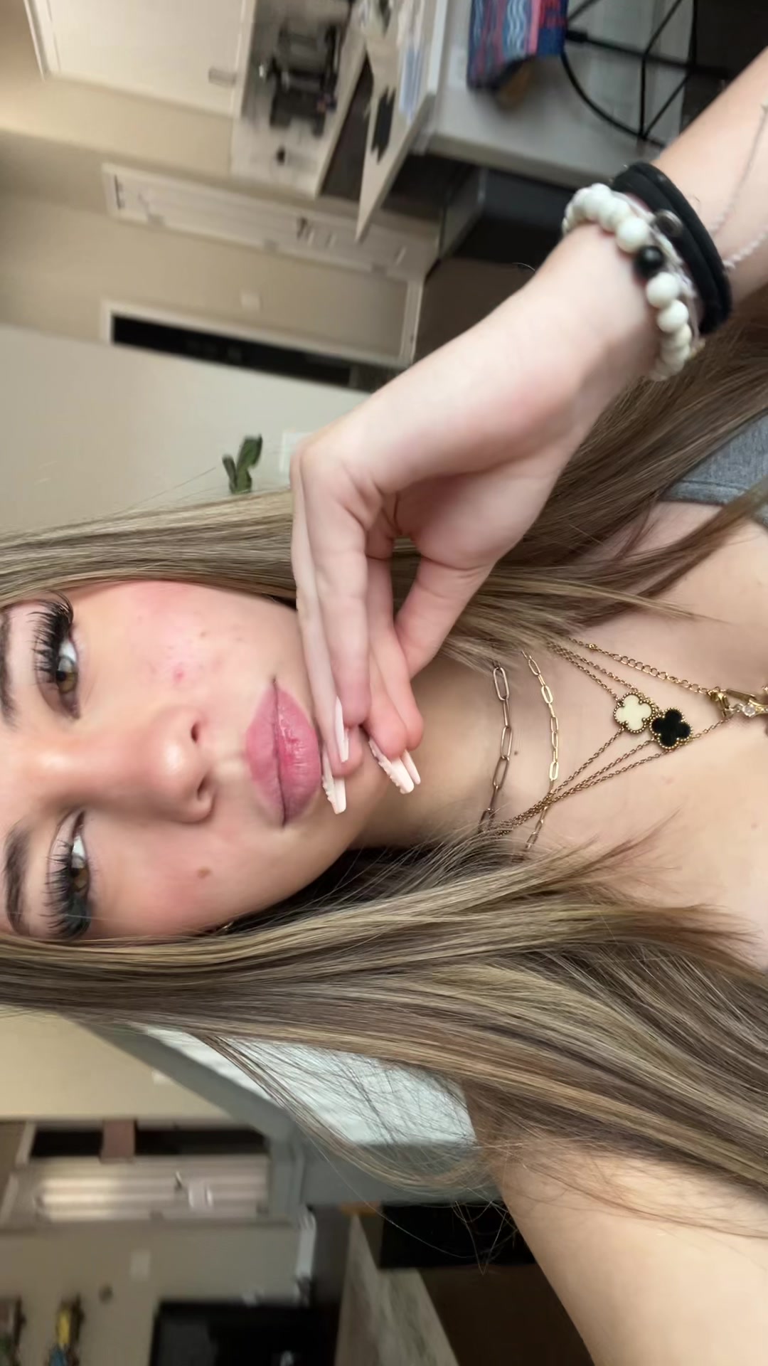 @liv 🤍.