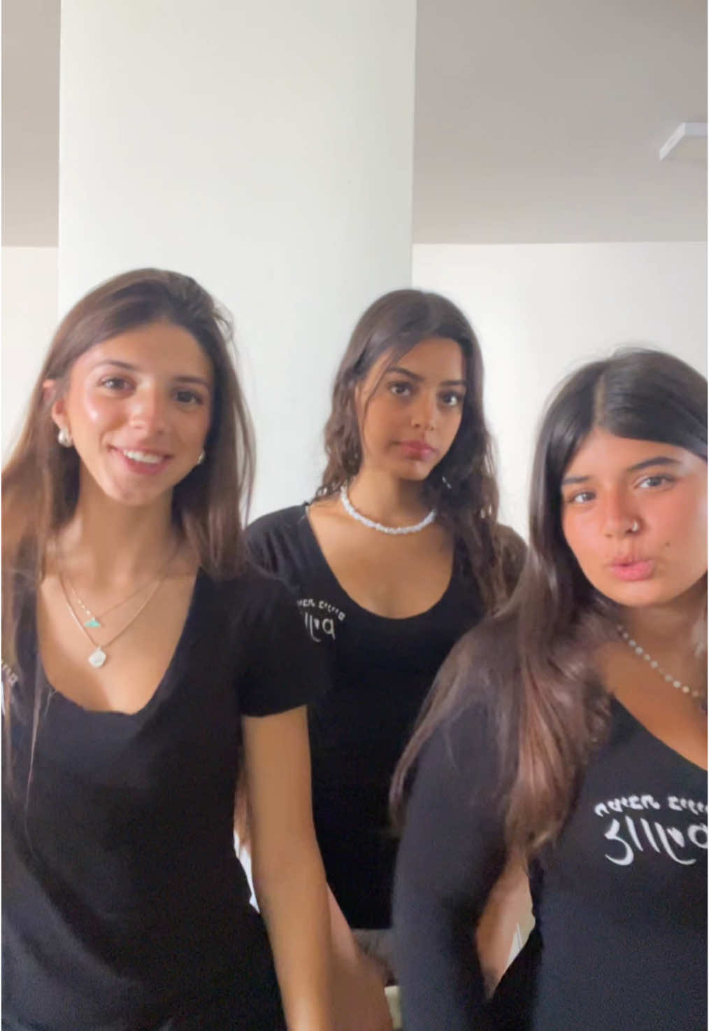 @Ayala_ariel10