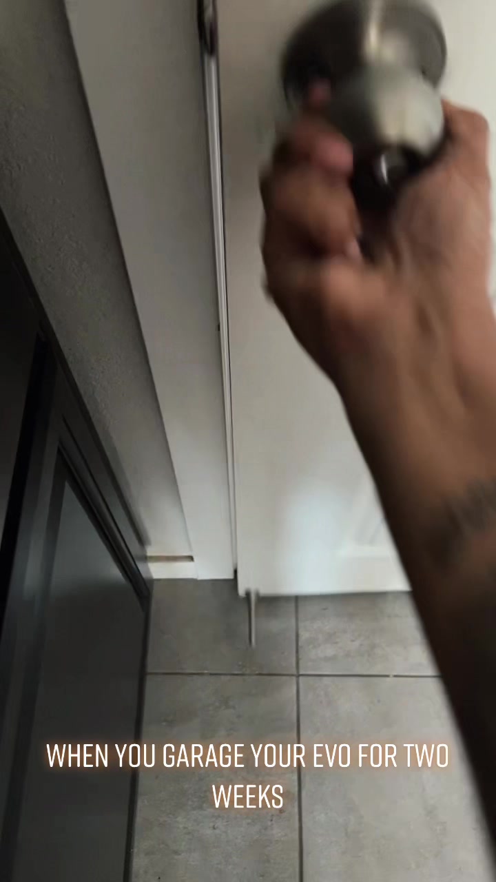 @Evola_EvoX