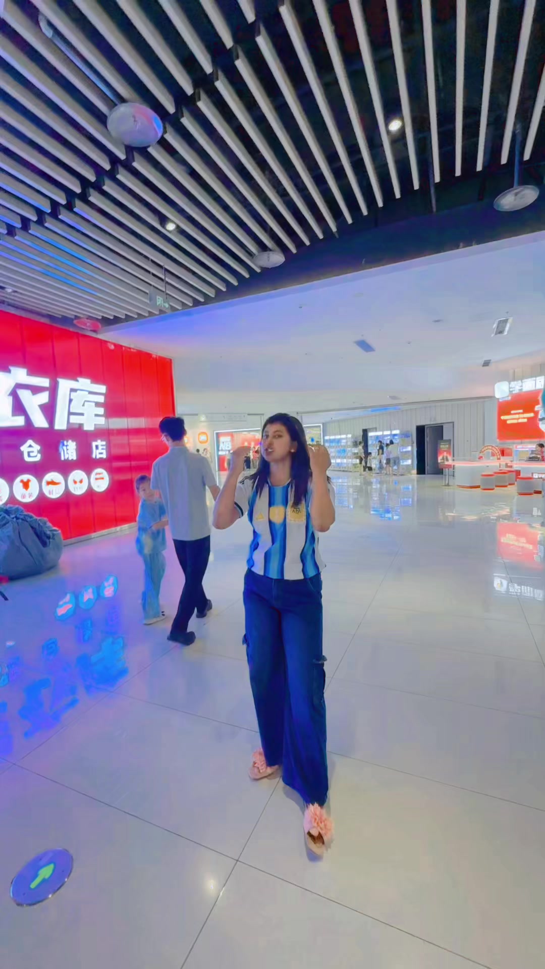 @মেয়ে চায়নিছ 🇨🇳মা বাংলাদেশী