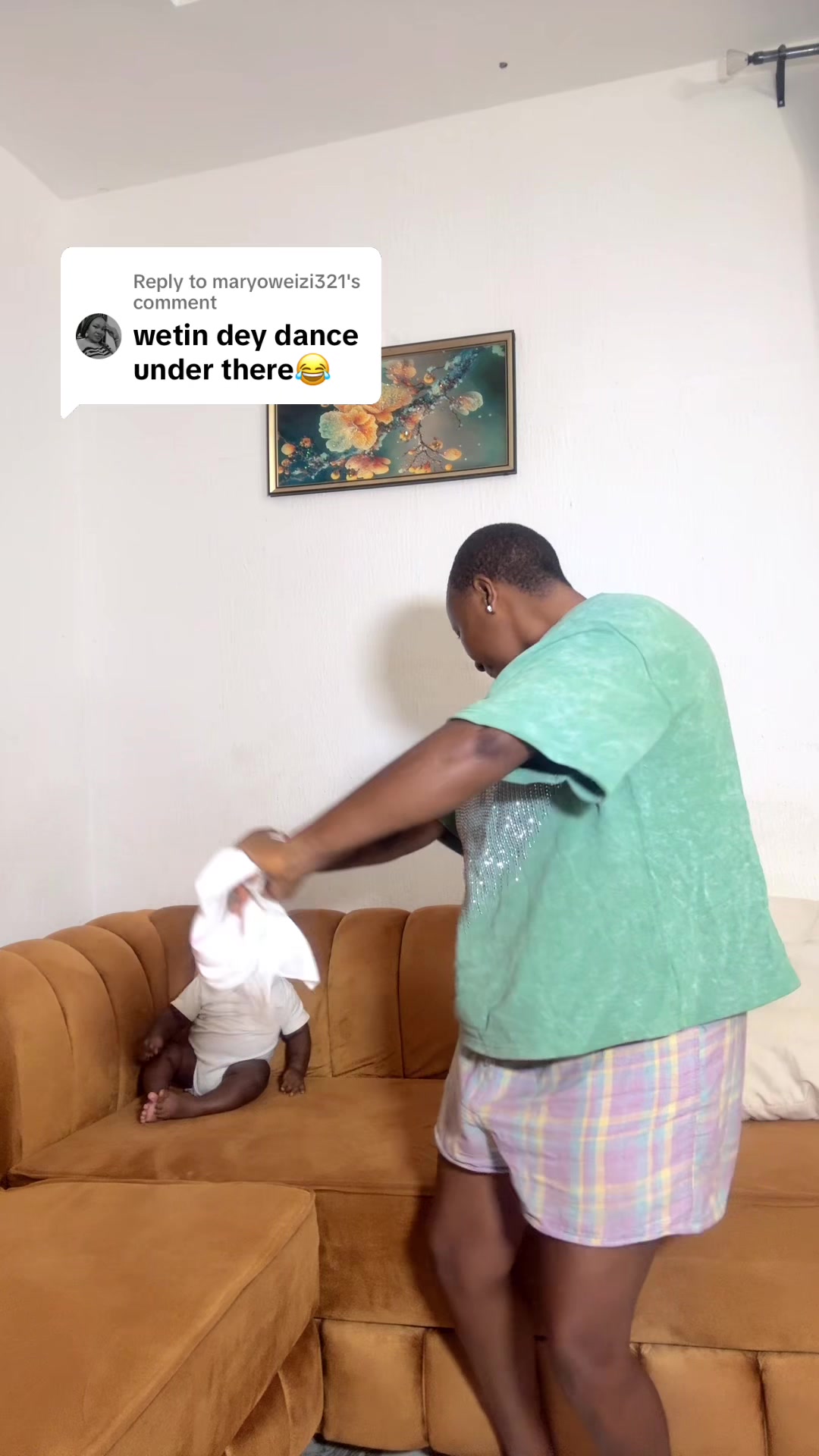 @Queen the gbola girl