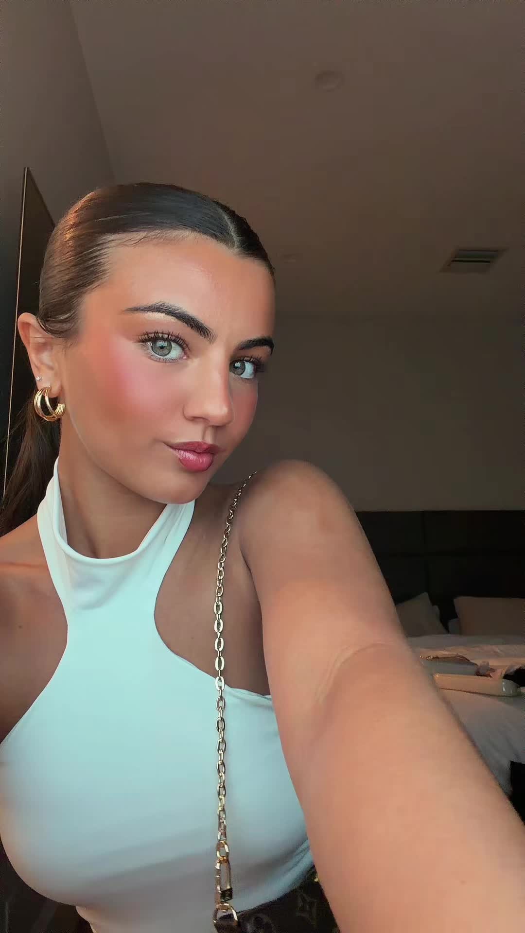 @bellagaspy