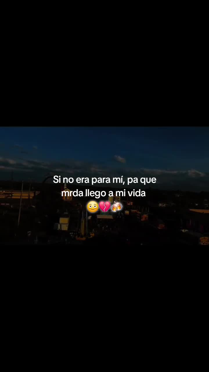 @𝐸𝓁𝓋𝒾𝒶 𝐿𝑜𝓅𝑒𝓏 🥴💋