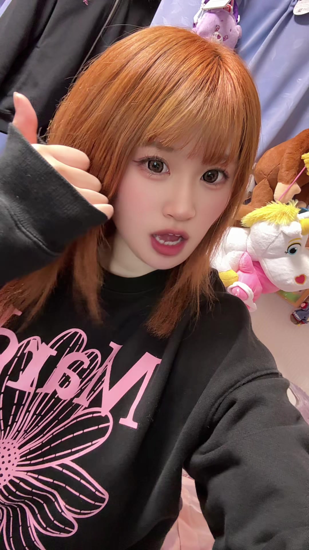 @花恋🧸🥀