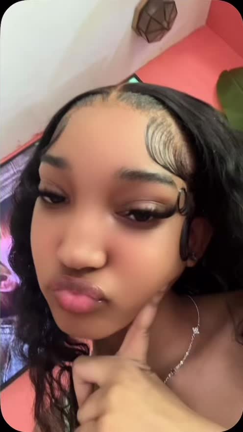 @im gorgeous duh