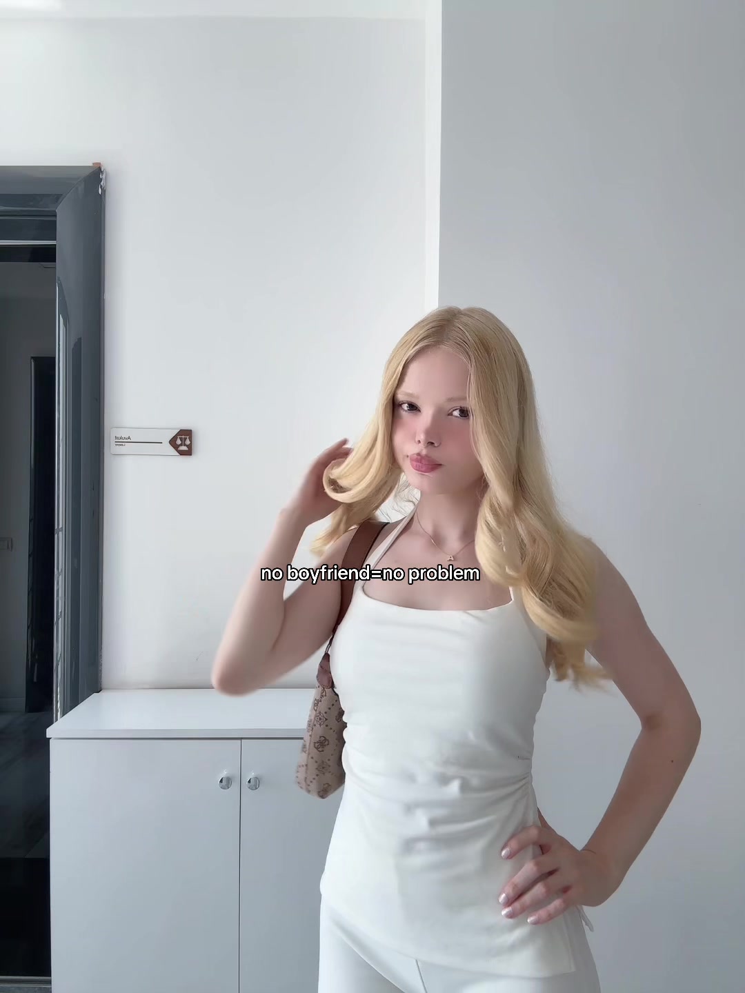 @Stella 👱🏻♀️