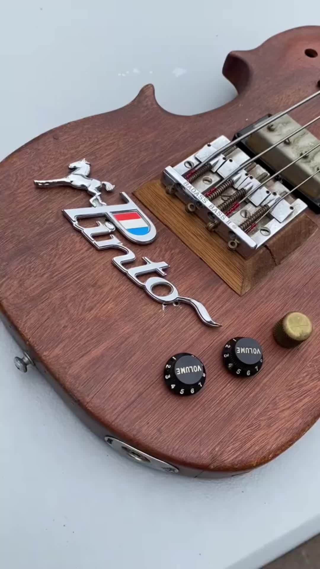 @lukaswezt