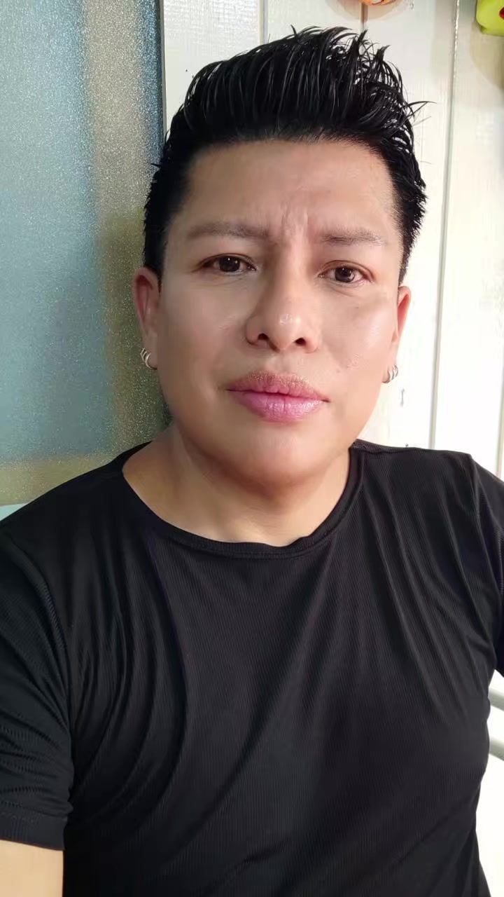 @Marc el chico de los lentes 🤓