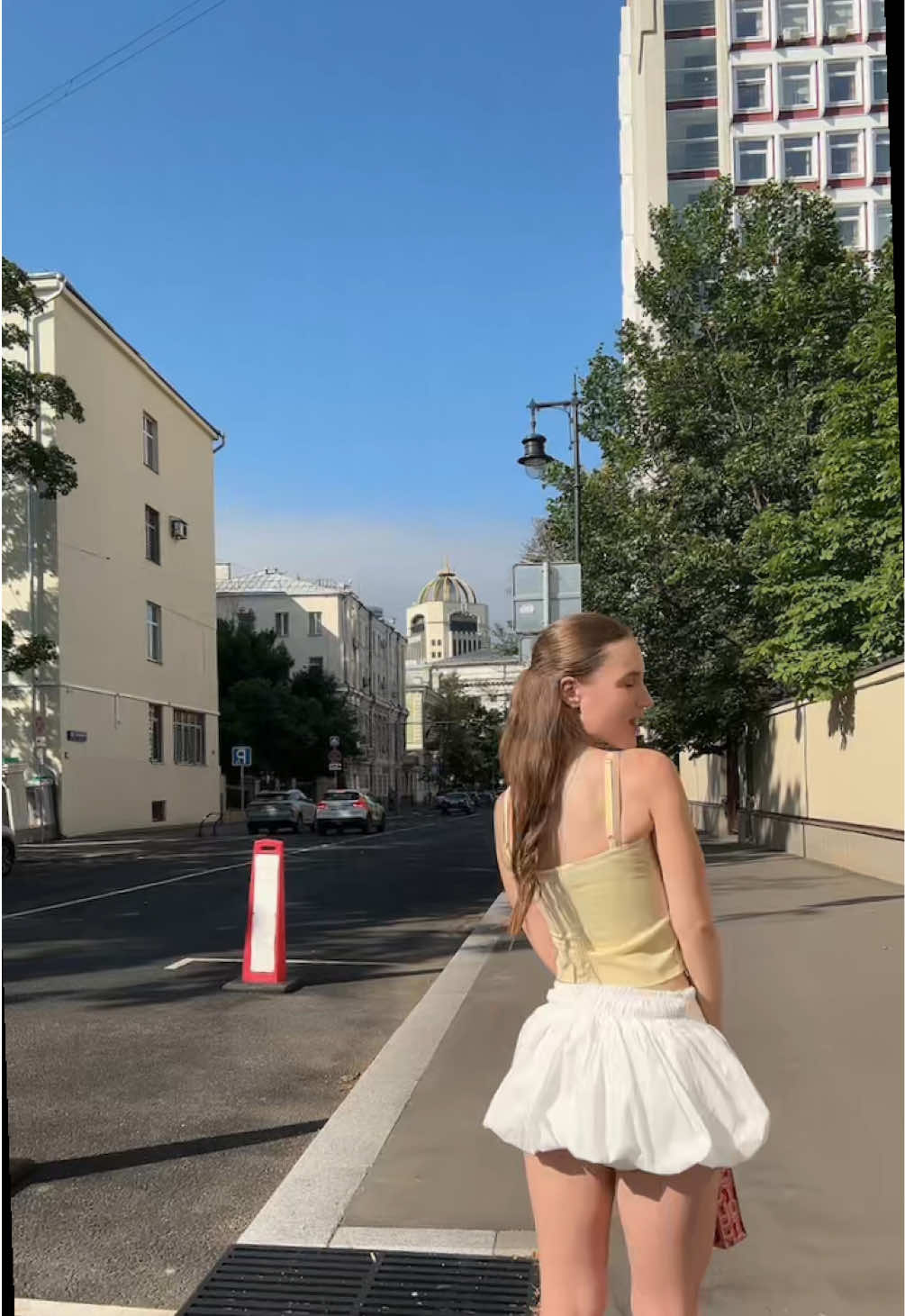 @🤹🏻&zwj;♀️