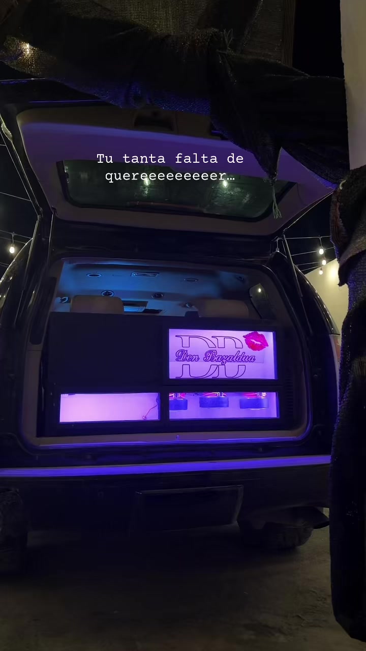 @Den Bazaldua
