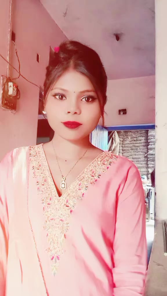 @🦋👑 Aarushi _Queen👑🦋