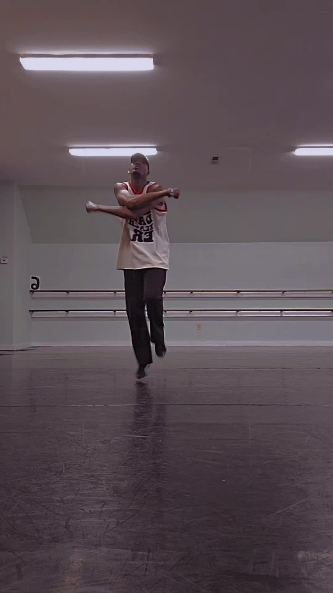 @Dancemachine