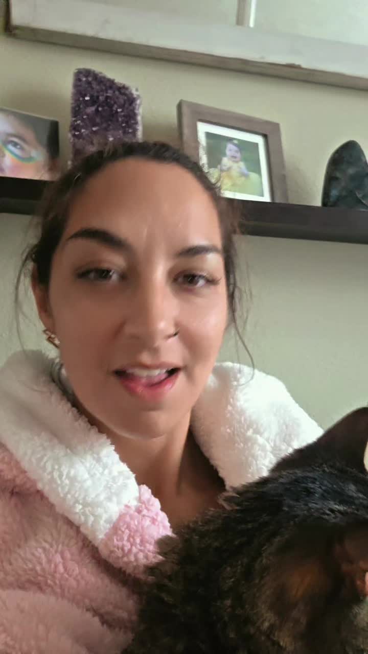 @Jackie A.X.