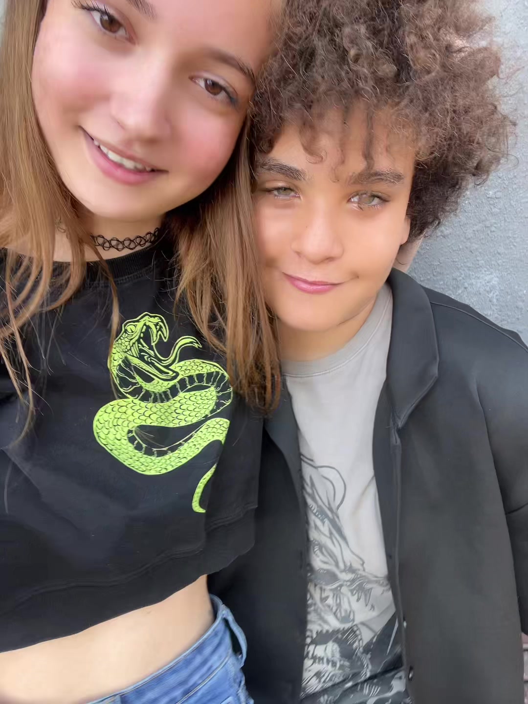@риша🧛🏻♀️🖤