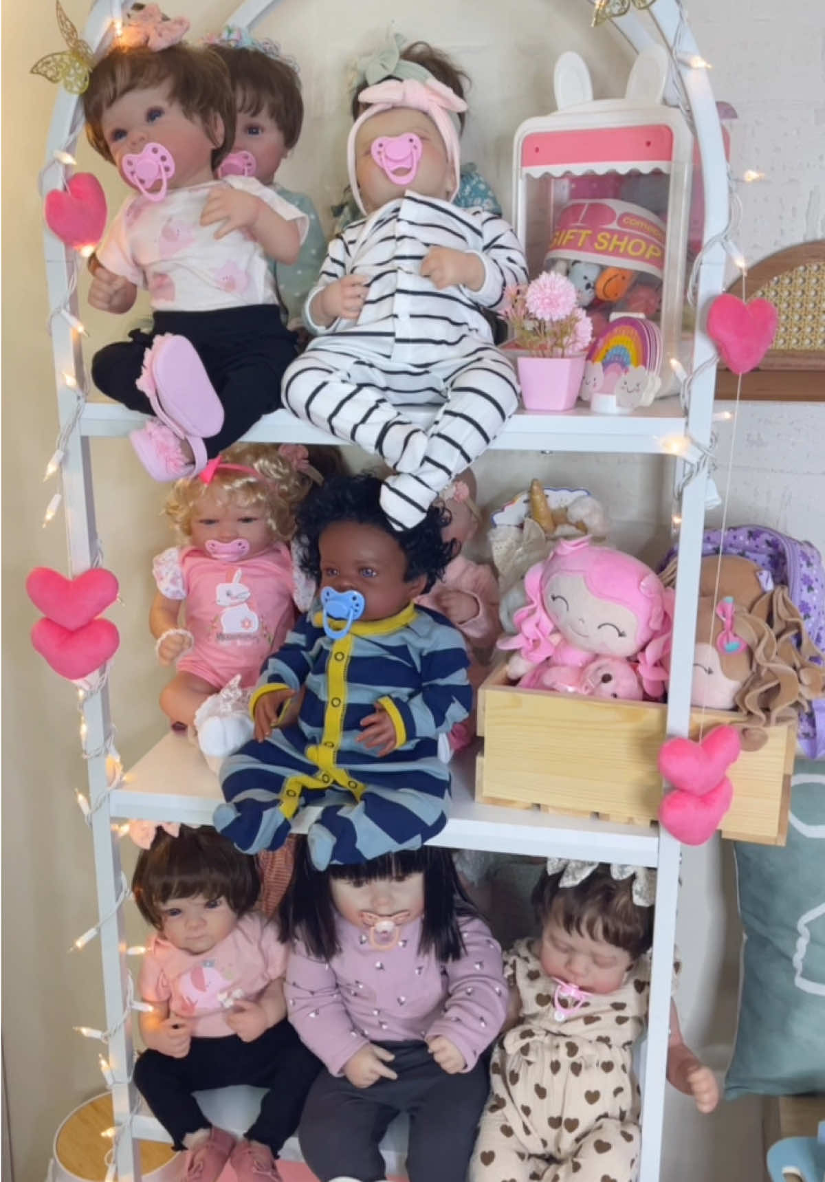 @Lottie.Reborns