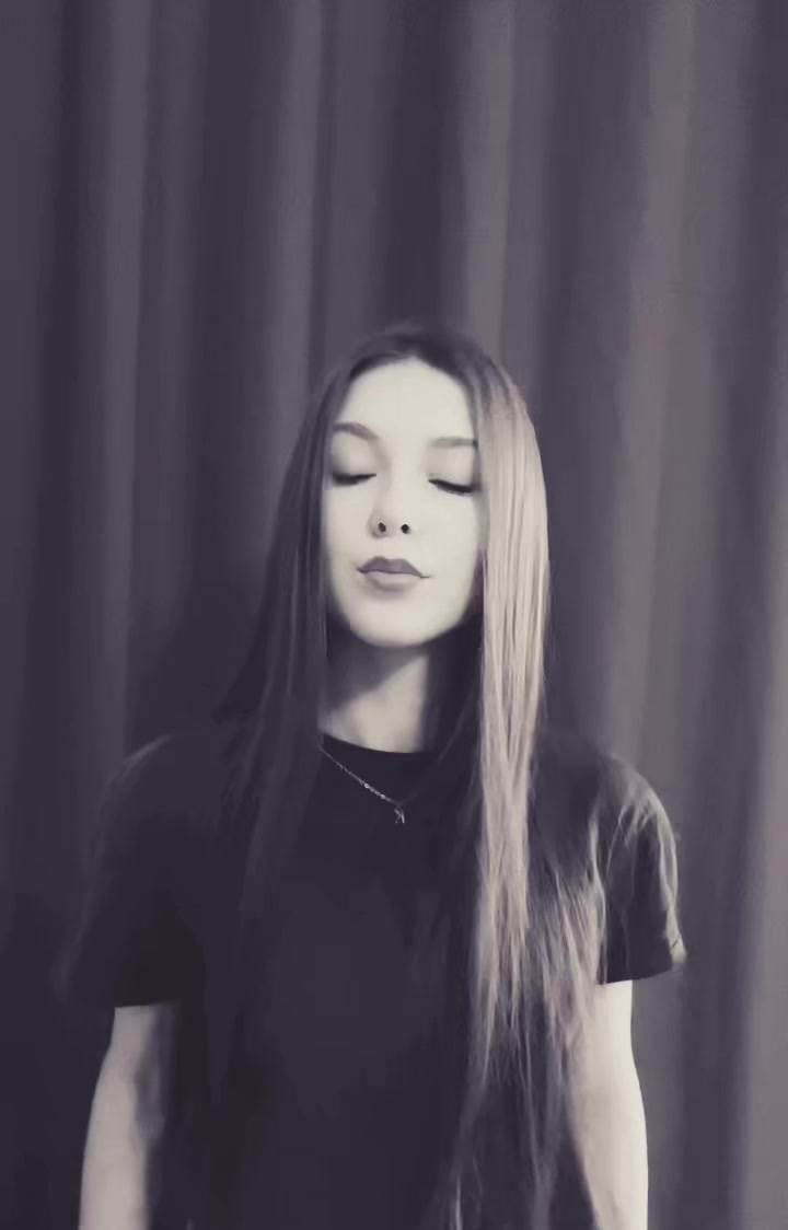 @ксения🤫