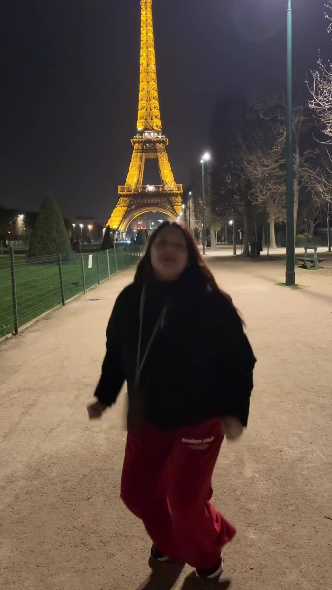 @JuliRosales