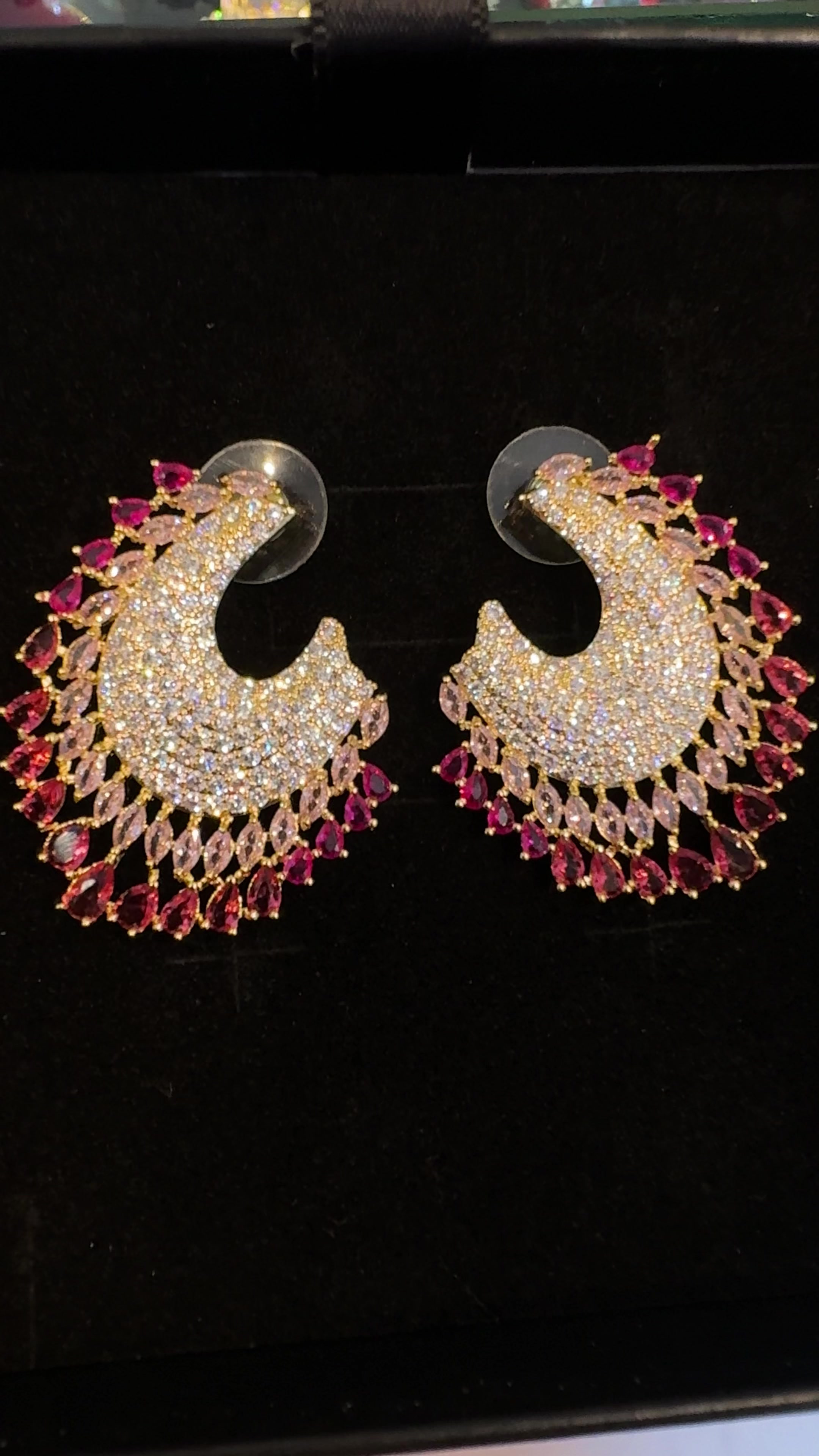 @Jennifer jewelry world