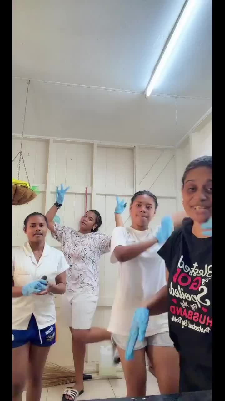 @Mrs Vulaono🖤🖤