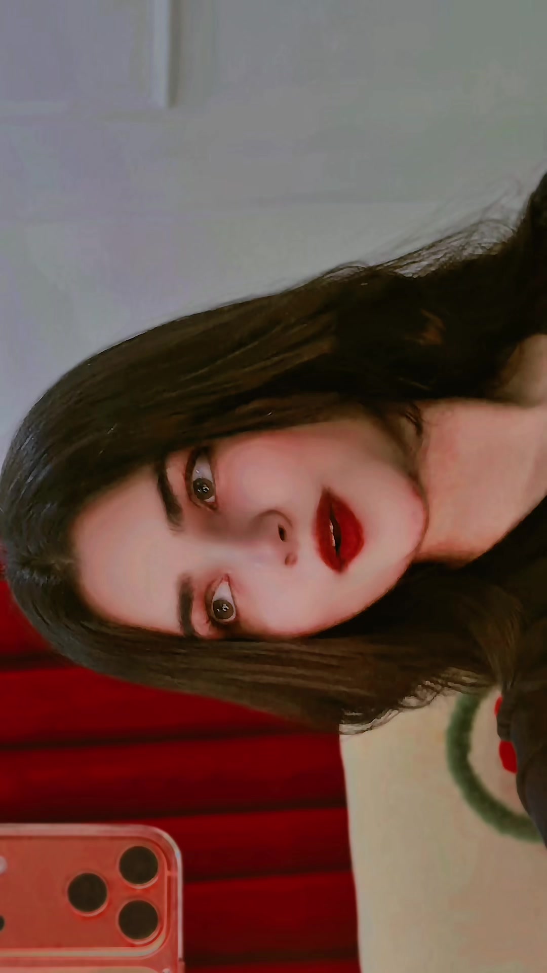 @👑 𝑸𝑼𝜠𝜠𝑵 𝑮 👑