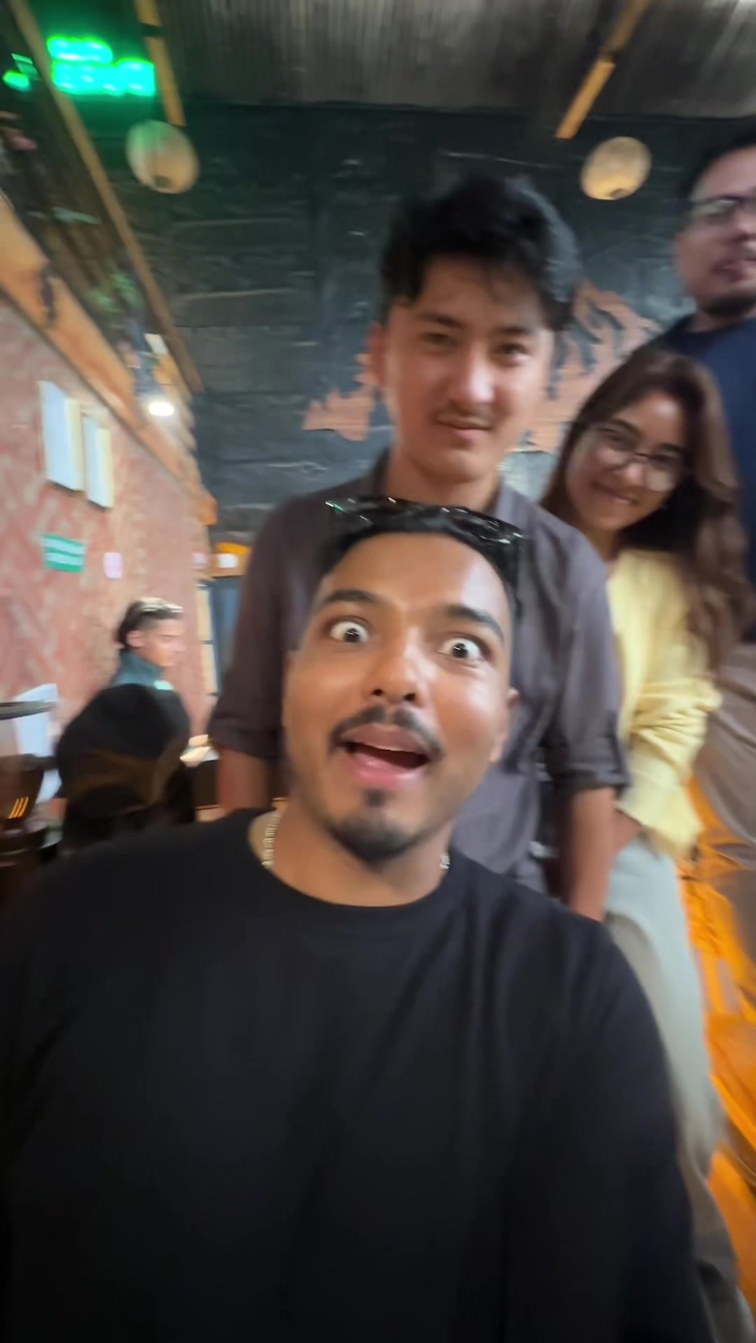 @Dr Aniket