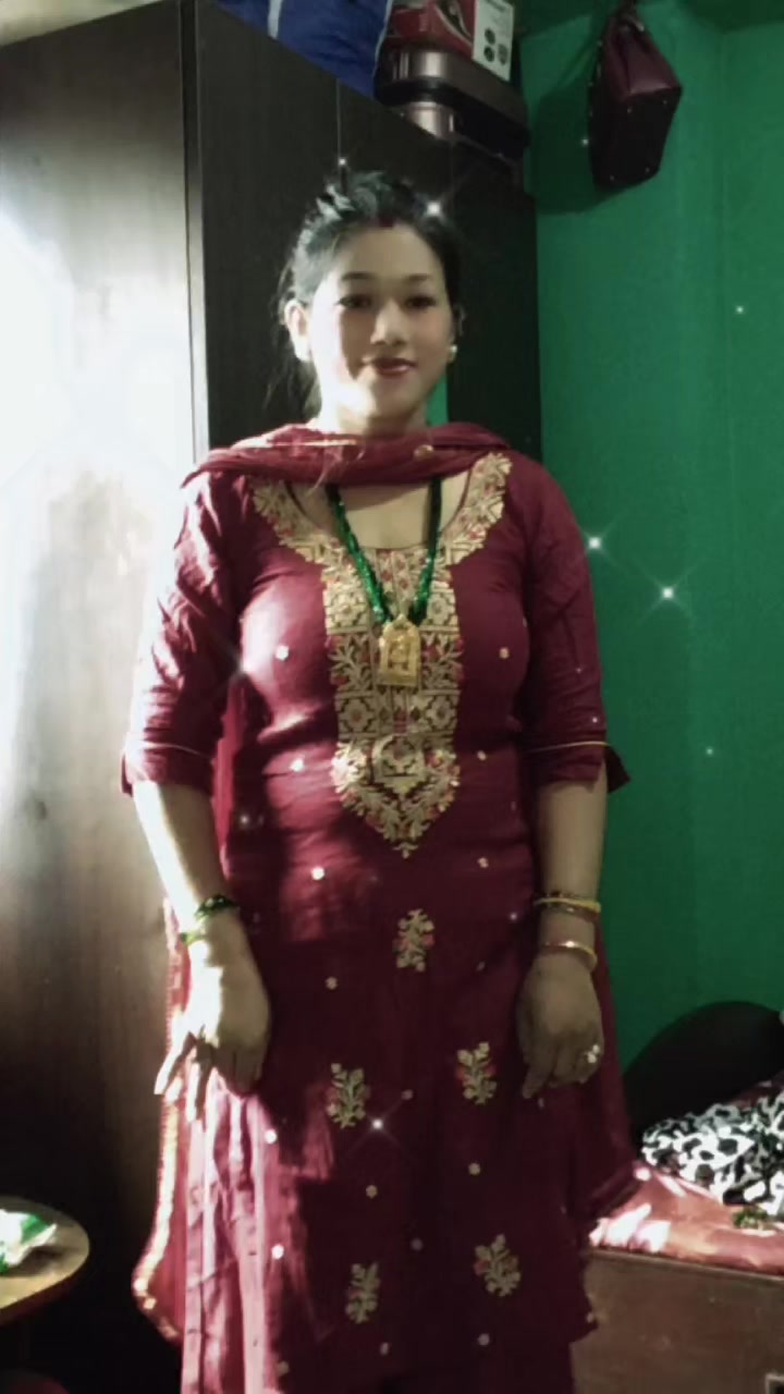 @करिश्मा श्रेष्ठ🇳🇵