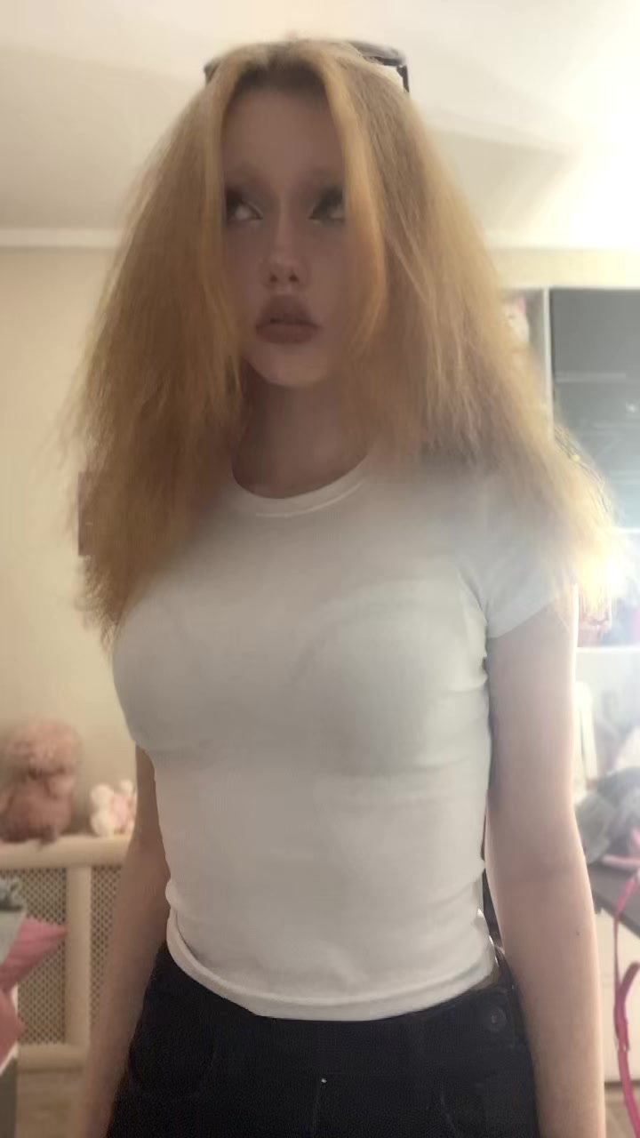@Моника