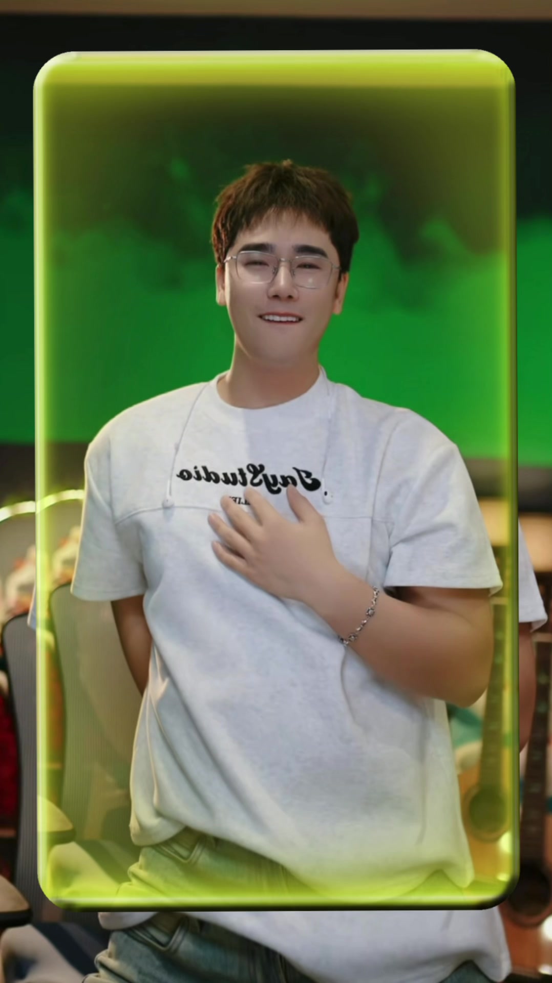 @๐ ๐๐กโฎโ๐ฉ๐๐ ๐