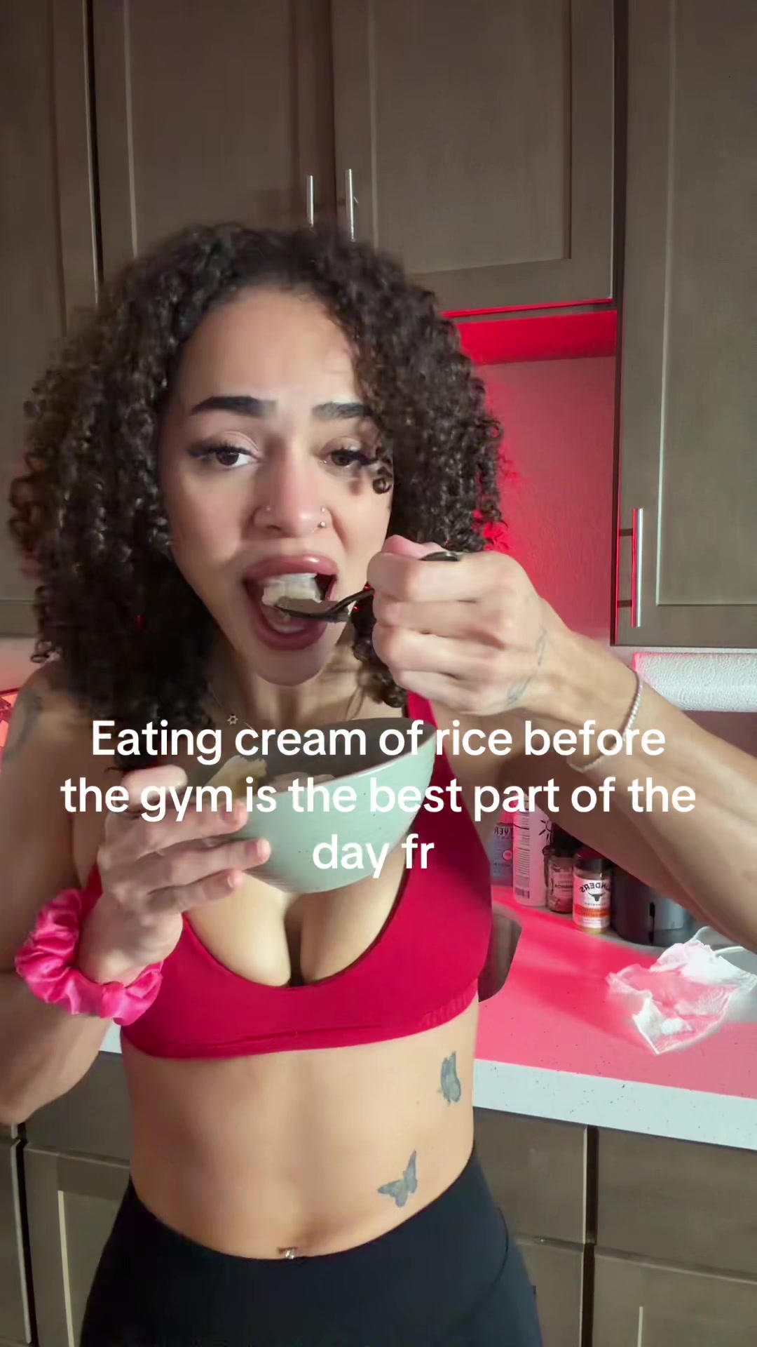 @kiaraafterhours