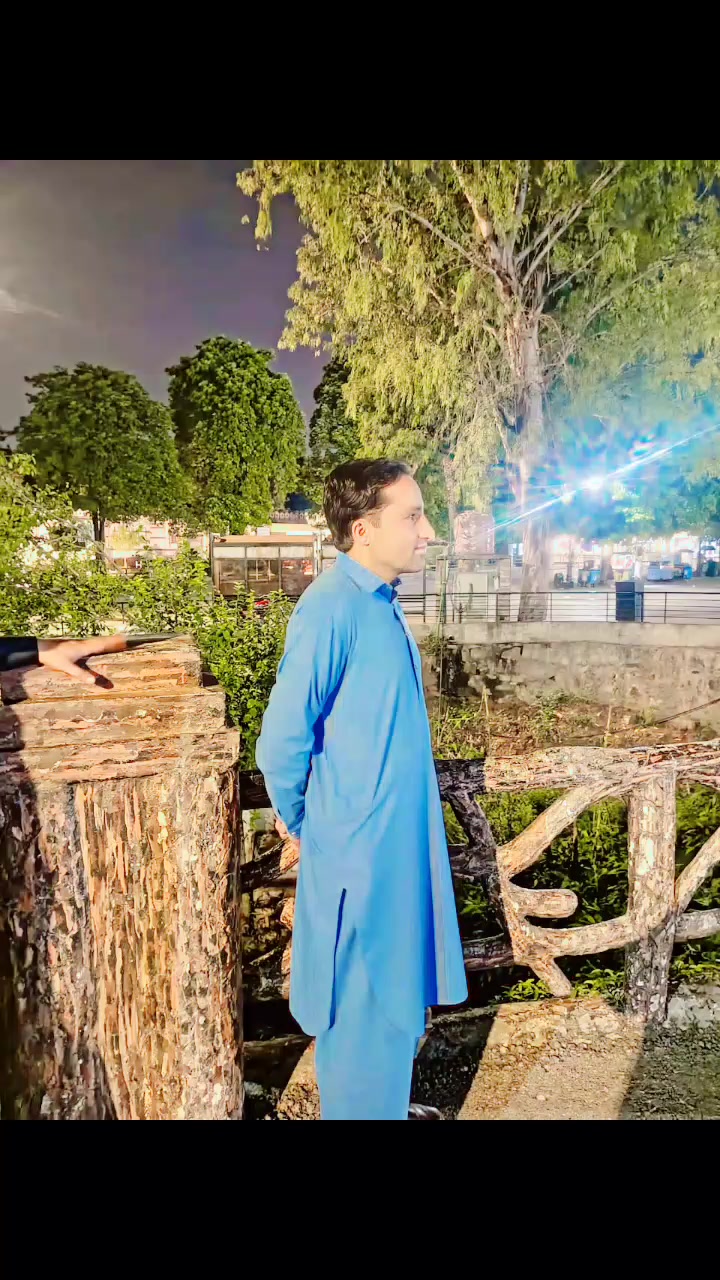 @WAQAR AHMAD ❤️love botany 🌴