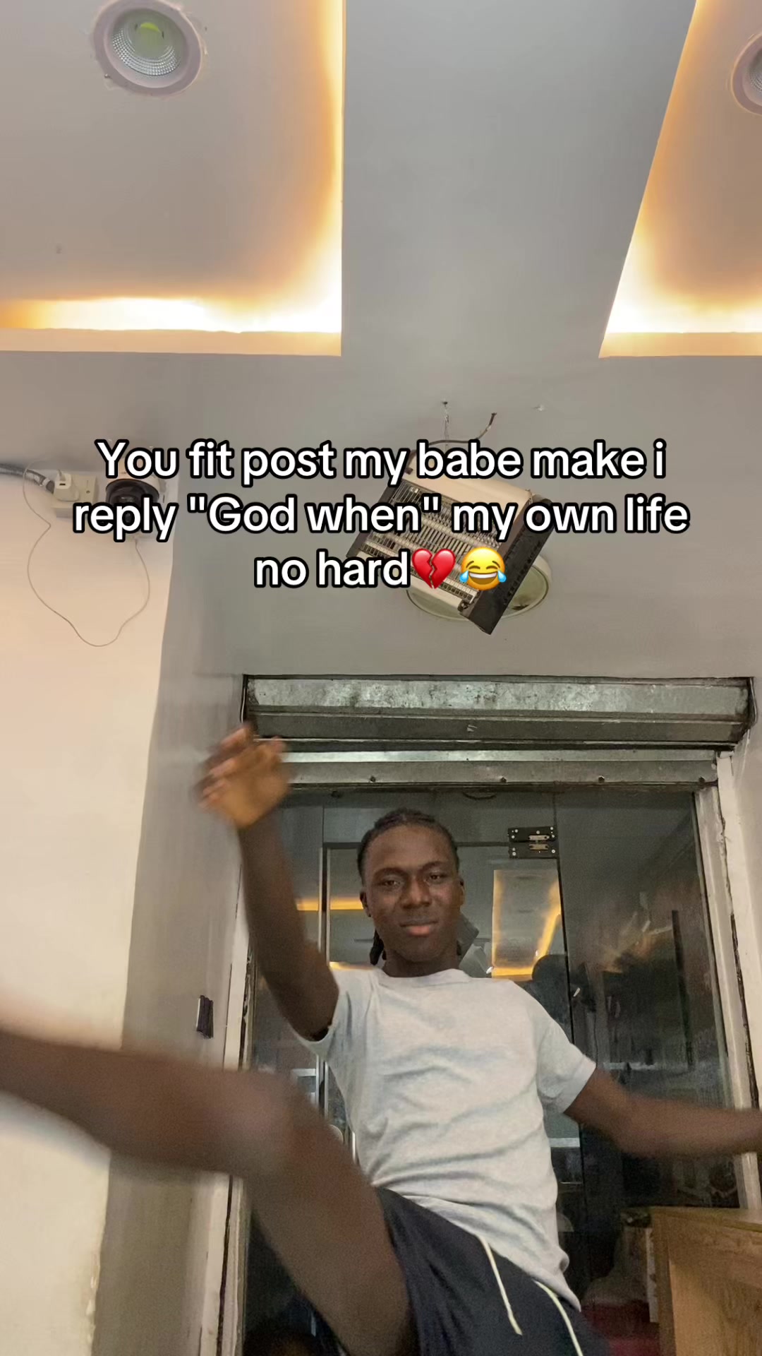 @Ayomide💔💐