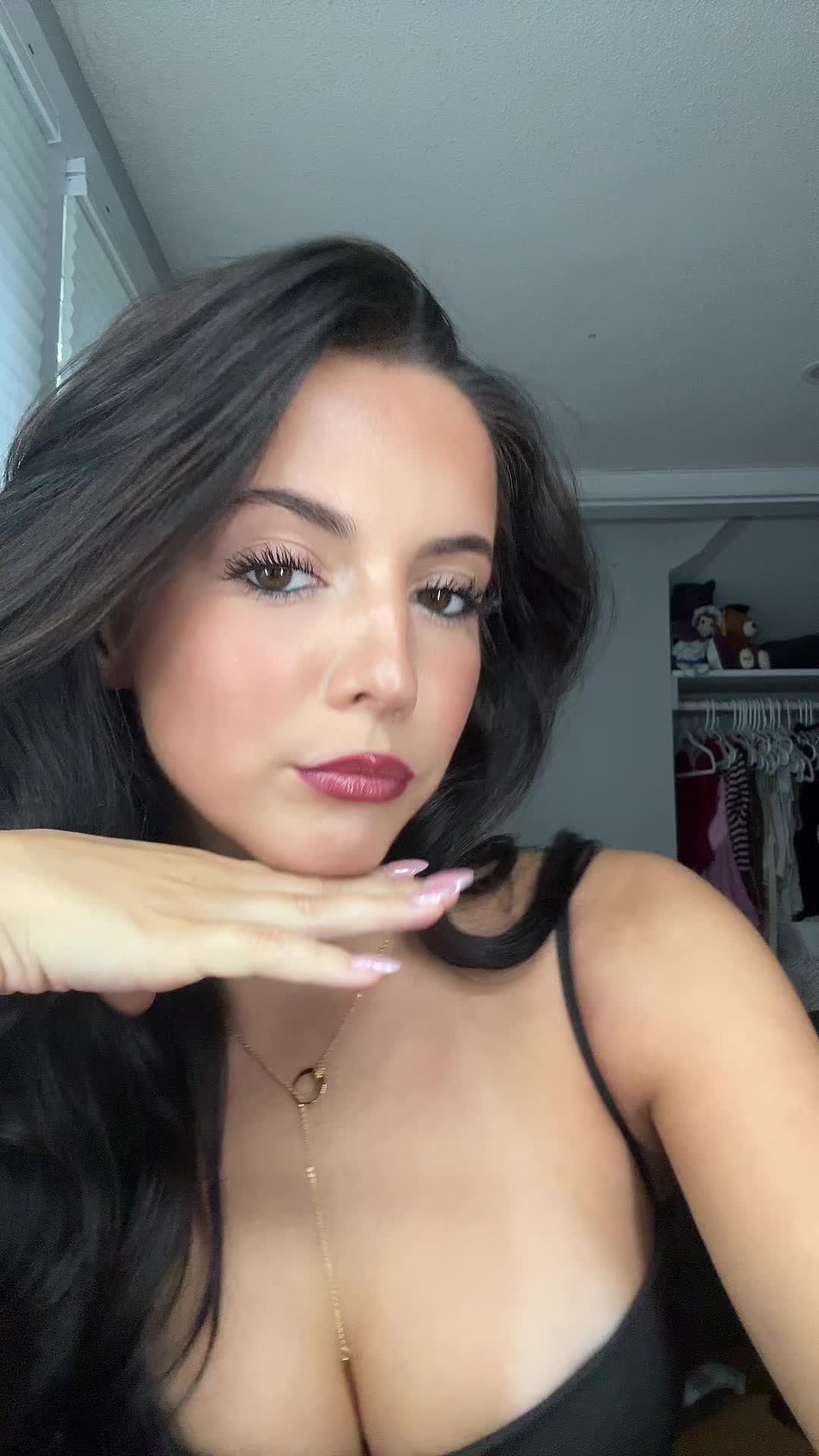 @M.yvonne4
