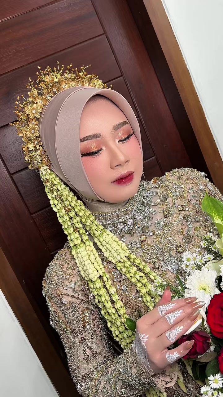 @AISYABRILLIANTI MUA SOLO
