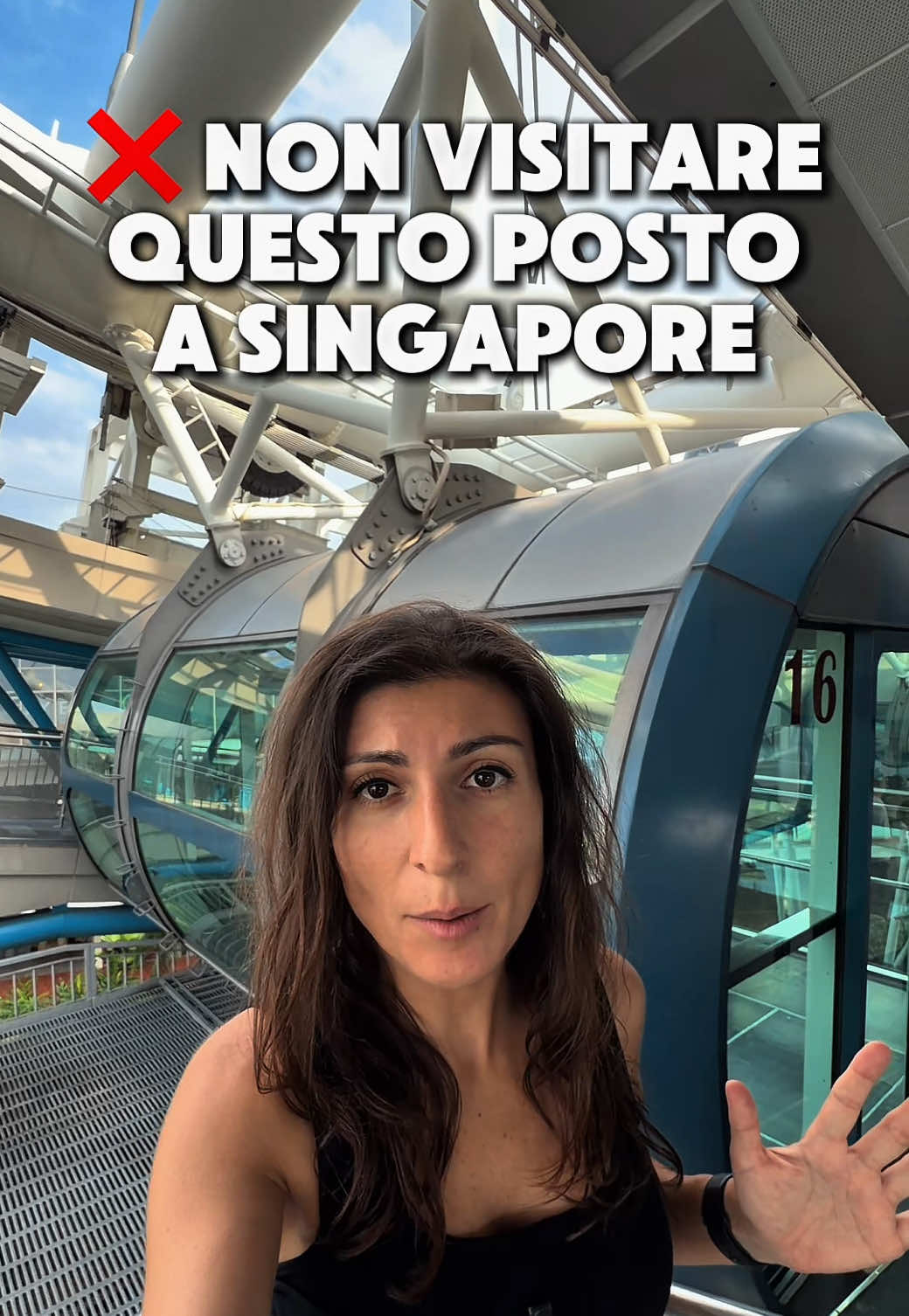 @Selena - Travel Blogger