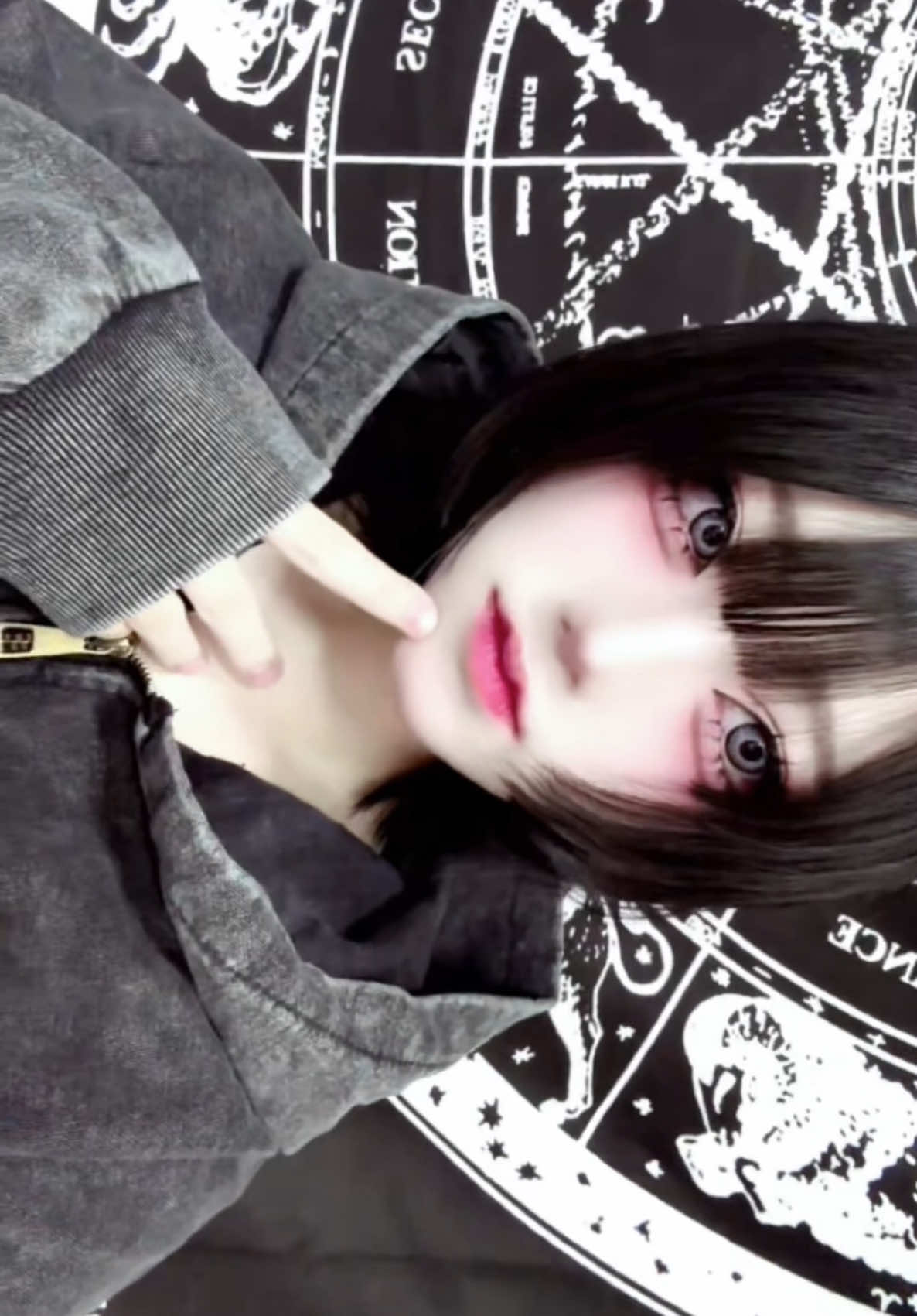 @メメ