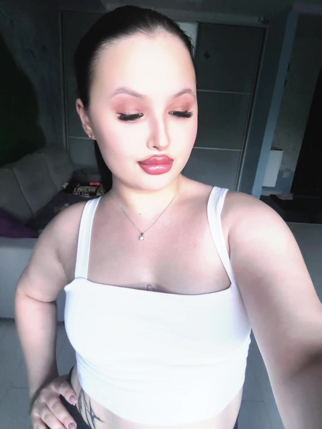 @_aleksangra_72_