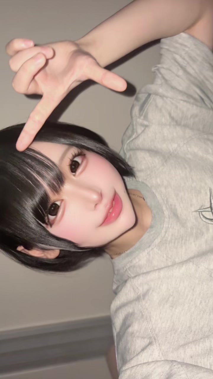 @栗和ねね