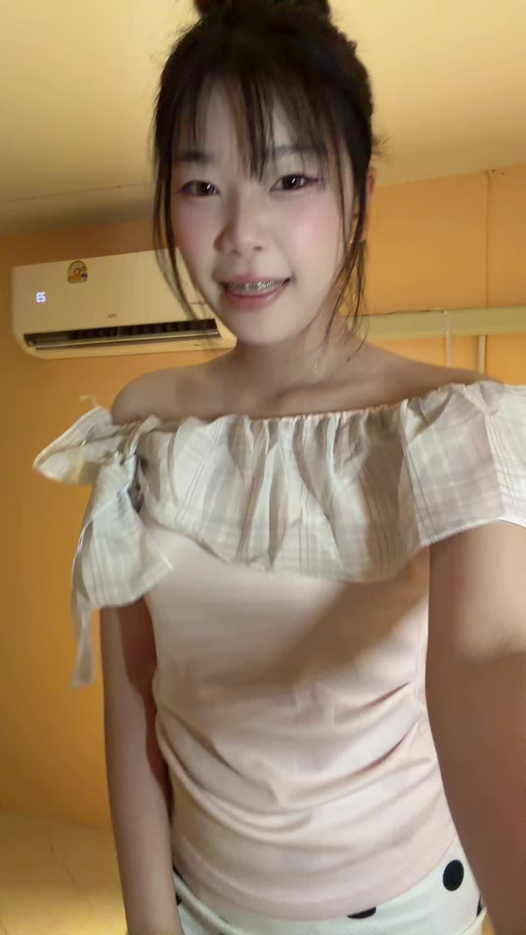 @แอ็นท์บินโชว์🐜🦋 340k