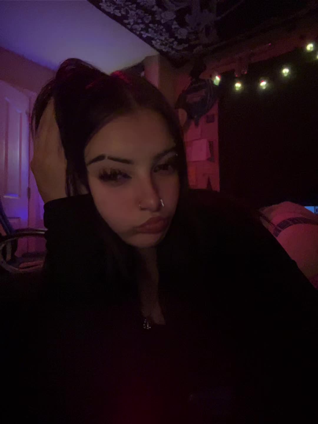 @Br&pound;anna.XO