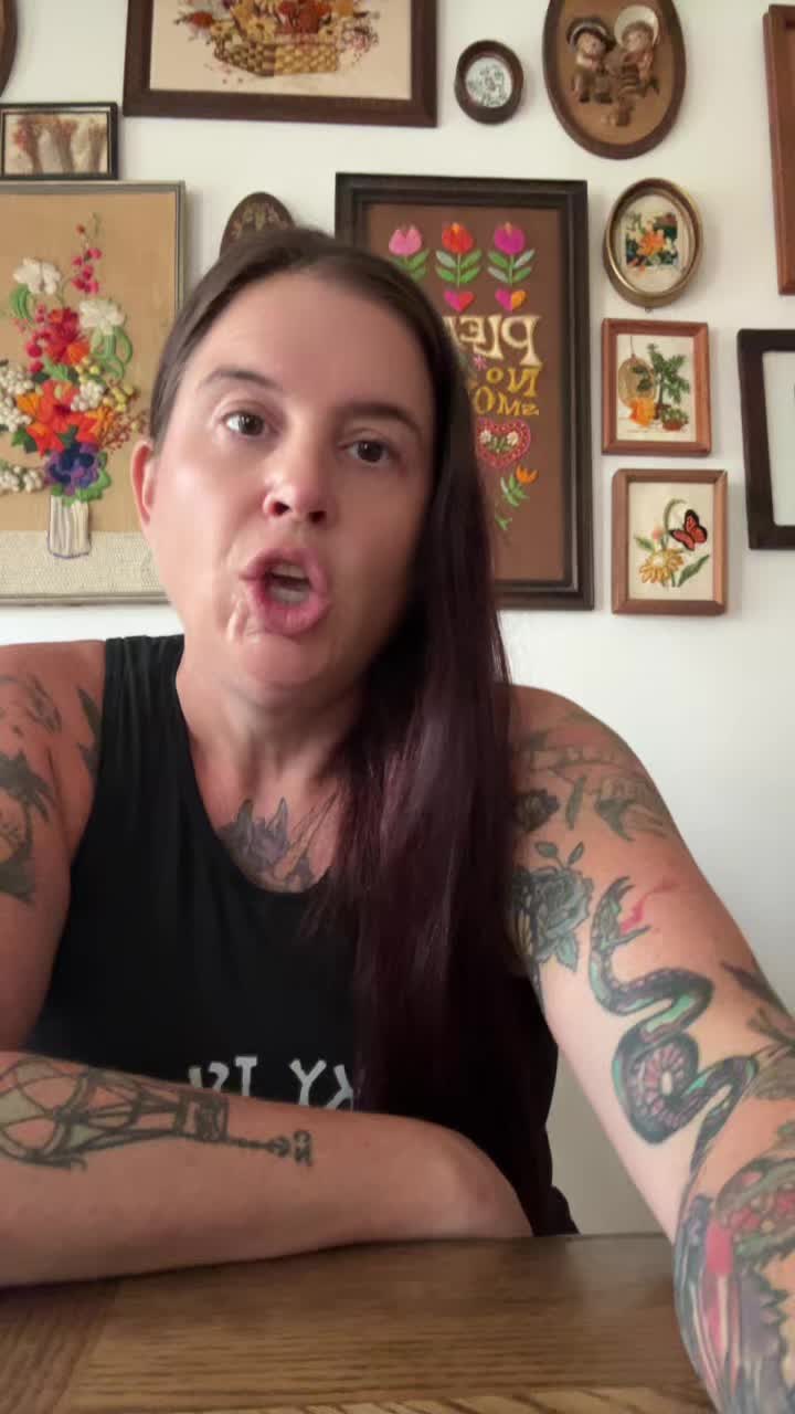 @oncearollerskatingbabe