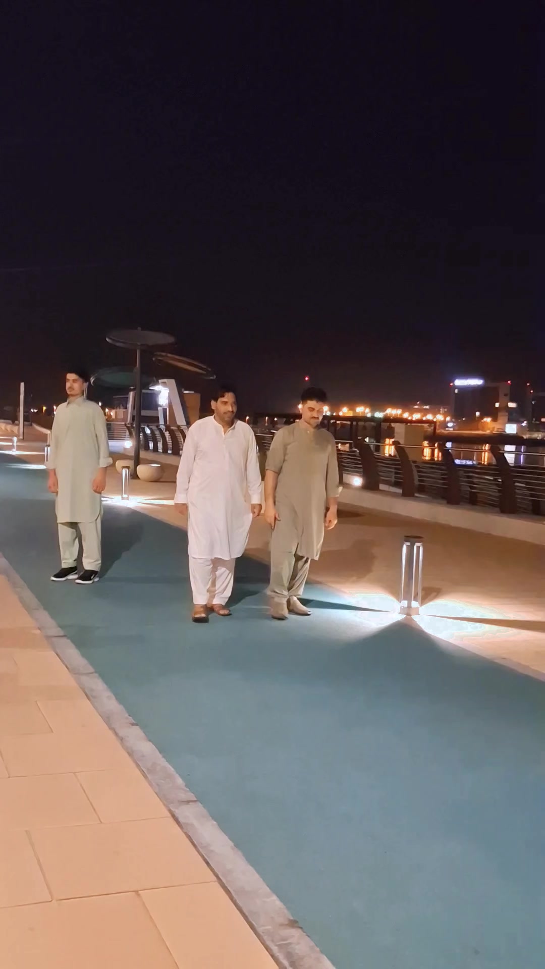 @سرحدی🇵🇰🇧🇭