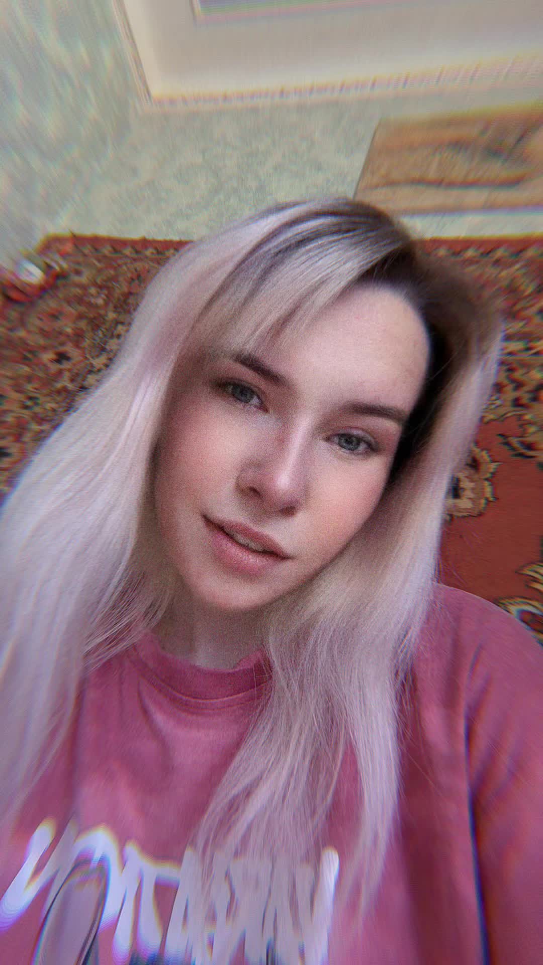 @Насик💜🐯Ананасик🍍