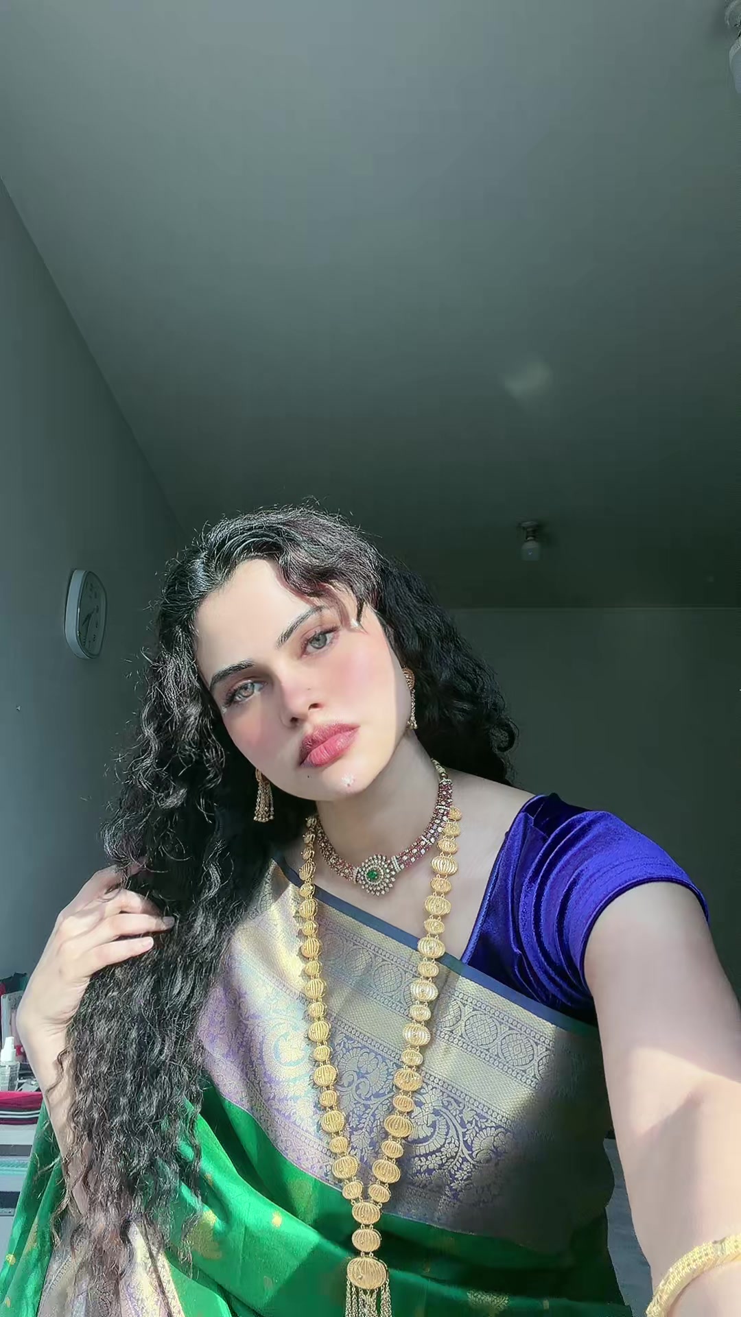 @AMO💎
