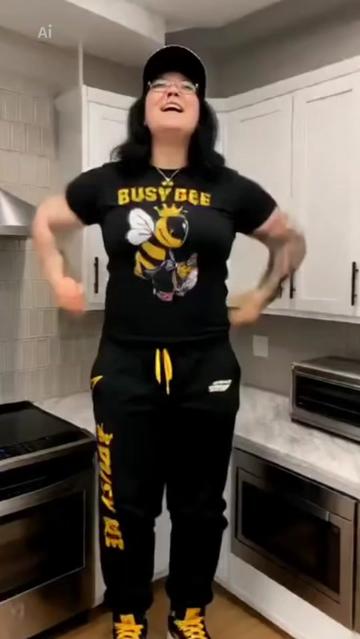 @🔥BUSY BEE🔥