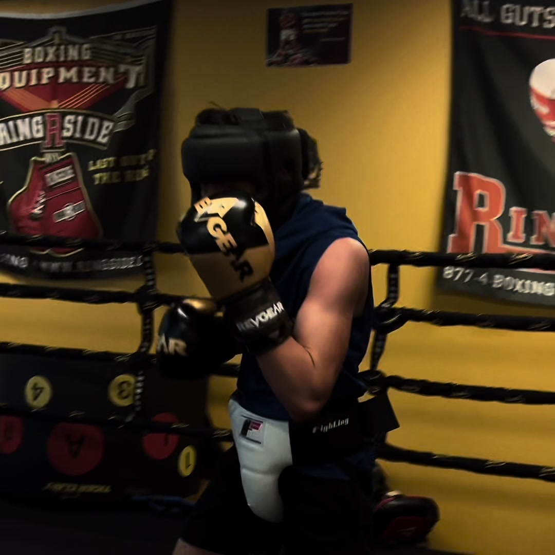 @Reyli 🥊✨